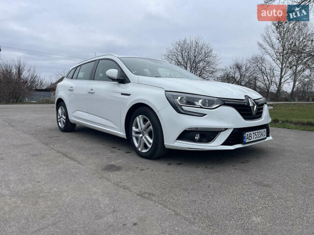 Білий Рено Меган, об'ємом двигуна 1.46 л та пробігом 133 тис. км за 15399 $, фото 5 на Automoto.ua