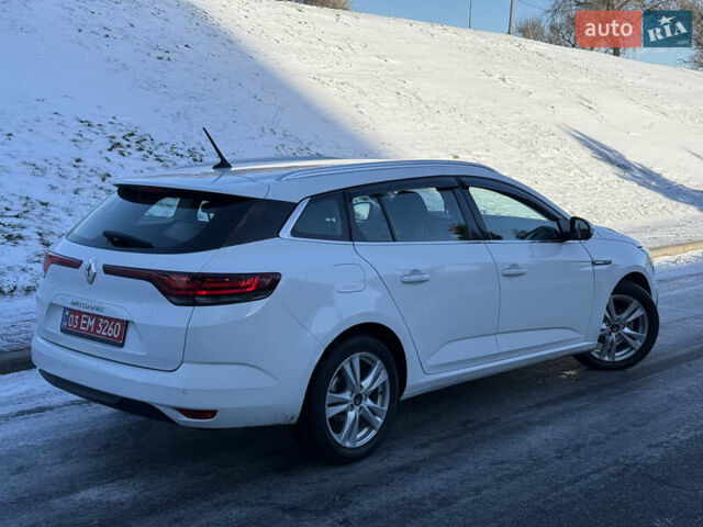 Белый Рено Меган, объемом двигателя 1.5 л и пробегом 167 тыс. км за 14200 $, фото 1 на Automoto.ua