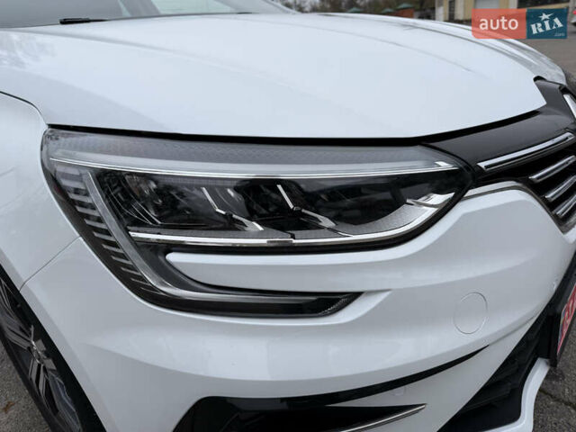 Белый Рено Меган, объемом двигателя 1.5 л и пробегом 138 тыс. км за 15399 $, фото 40 на Automoto.ua