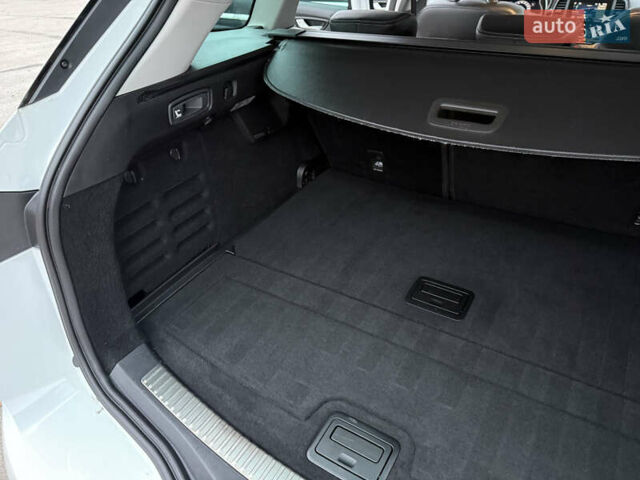 Белый Рено Меган, объемом двигателя 1.5 л и пробегом 138 тыс. км за 15399 $, фото 71 на Automoto.ua