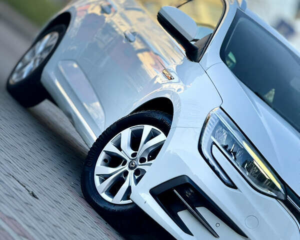 Белый Рено Меган, объемом двигателя 1.5 л и пробегом 136 тыс. км за 14400 $, фото 20 на Automoto.ua