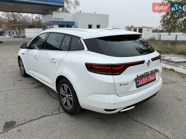 Белый Рено Меган, объемом двигателя 1.5 л и пробегом 138 тыс. км за 15399 $, фото 25 на Automoto.ua