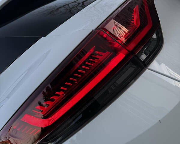 Белый Рено Меган, объемом двигателя 1.5 л и пробегом 136 тыс. км за 14400 $, фото 36 на Automoto.ua