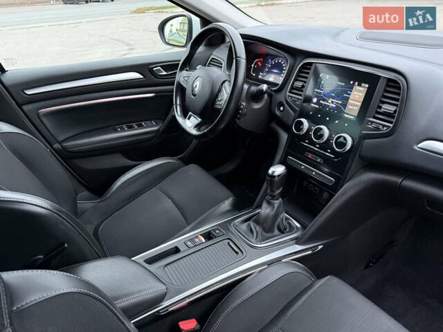 Белый Рено Меган, объемом двигателя 1.5 л и пробегом 138 тыс. км за 15399 $, фото 46 на Automoto.ua