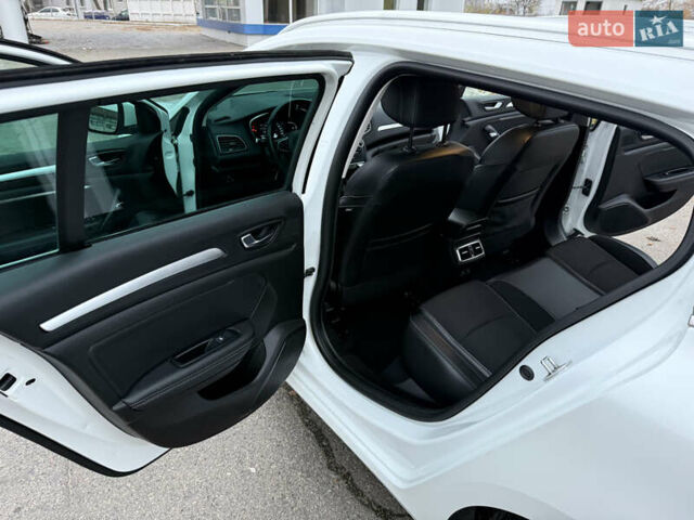 Белый Рено Меган, объемом двигателя 1.5 л и пробегом 138 тыс. км за 15399 $, фото 60 на Automoto.ua