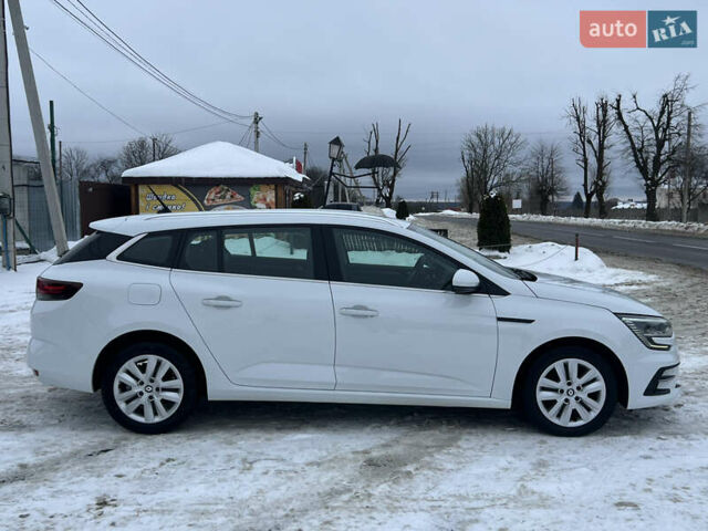 Белый Рено Меган, объемом двигателя 1.46 л и пробегом 202 тыс. км за 16232 $, фото 5 на Automoto.ua