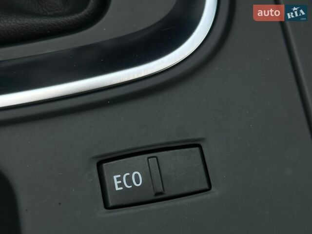 Белый Рено Меган, объемом двигателя 1.5 л и пробегом 112 тыс. км за 16999 $, фото 30 на Automoto.ua