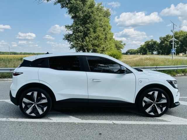 Белый Рено Меган, объемом двигателя 0 л и пробегом 3 тыс. км за 24500 $, фото 3 на Automoto.ua