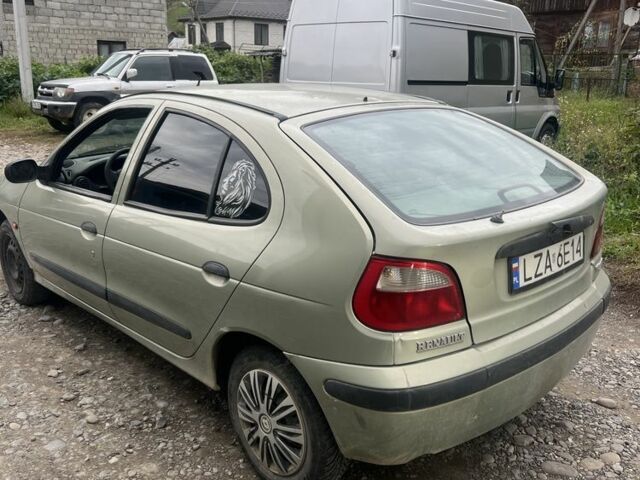 Бежевий Рено Меган, об'ємом двигуна 1.4 л та пробігом 250 тис. км за 470 $, фото 4 на Automoto.ua