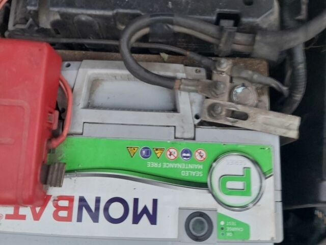 Бежевый Рено Меган, объемом двигателя 1.4 л и пробегом 285 тыс. км за 4000 $, фото 10 на Automoto.ua