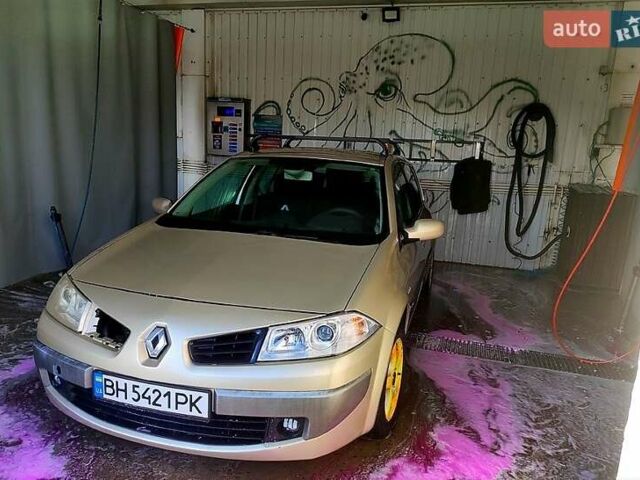 Бежевый Рено Меган, объемом двигателя 1.5 л и пробегом 125 тыс. км за 4700 $, фото 4 на Automoto.ua