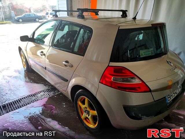 Бежевый Рено Меган, объемом двигателя 1.5 л и пробегом 125 тыс. км за 4700 $, фото 2 на Automoto.ua