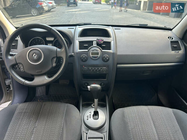 Бежевый Рено Меган, объемом двигателя 1.6 л и пробегом 214 тыс. км за 6550 $, фото 14 на Automoto.ua