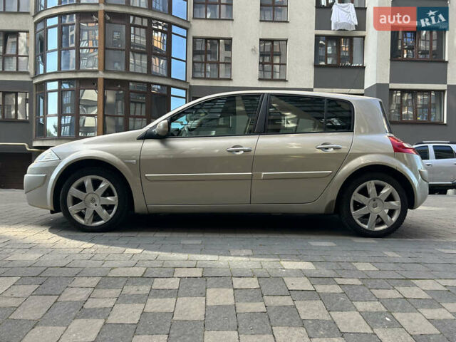 Бежевый Рено Меган, объемом двигателя 1.6 л и пробегом 214 тыс. км за 6550 $, фото 8 на Automoto.ua