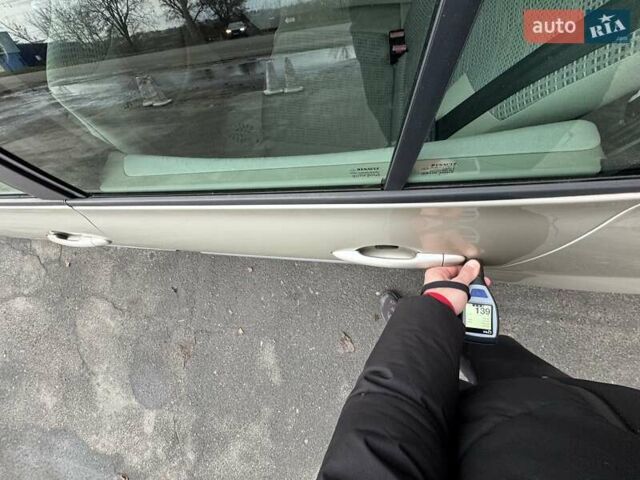 Бежевый Рено Меган, объемом двигателя 1.6 л и пробегом 178 тыс. км за 6000 $, фото 60 на Automoto.ua