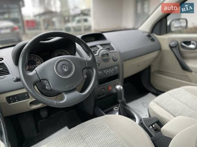 Бежевый Рено Меган, объемом двигателя 1.6 л и пробегом 178 тыс. км за 6000 $, фото 22 на Automoto.ua