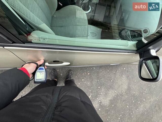 Бежевый Рено Меган, объемом двигателя 1.6 л и пробегом 178 тыс. км за 6000 $, фото 71 на Automoto.ua