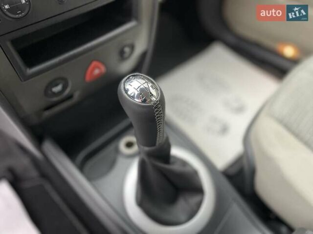 Бежевый Рено Меган, объемом двигателя 1.6 л и пробегом 178 тыс. км за 6000 $, фото 15 на Automoto.ua