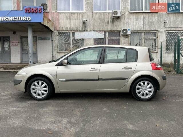 Бежевый Рено Меган, объемом двигателя 1.6 л и пробегом 178 тыс. км за 6000 $, фото 5 на Automoto.ua