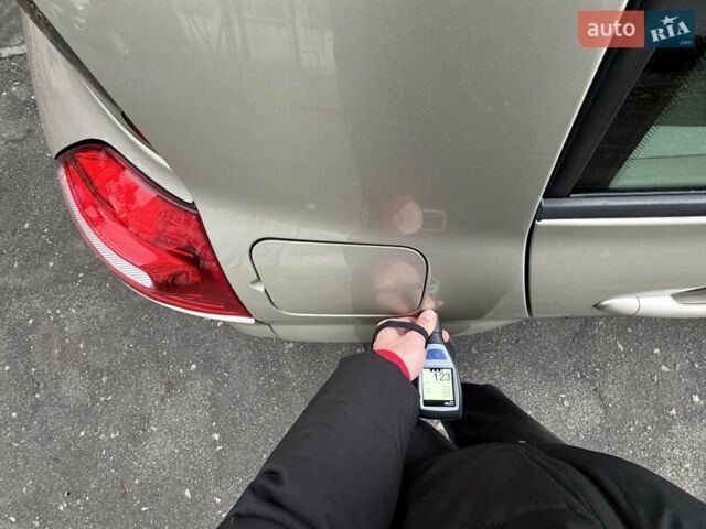 Бежевый Рено Меган, объемом двигателя 1.6 л и пробегом 178 тыс. км за 6000 $, фото 66 на Automoto.ua