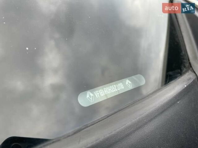 Бежевый Рено Меган, объемом двигателя 1.6 л и пробегом 178 тыс. км за 6000 $, фото 7 на Automoto.ua