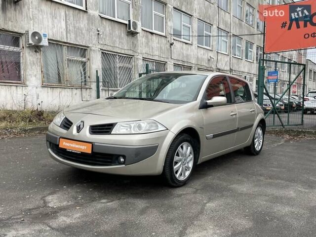 Бежевый Рено Меган, объемом двигателя 1.6 л и пробегом 178 тыс. км за 6000 $, фото 6 на Automoto.ua