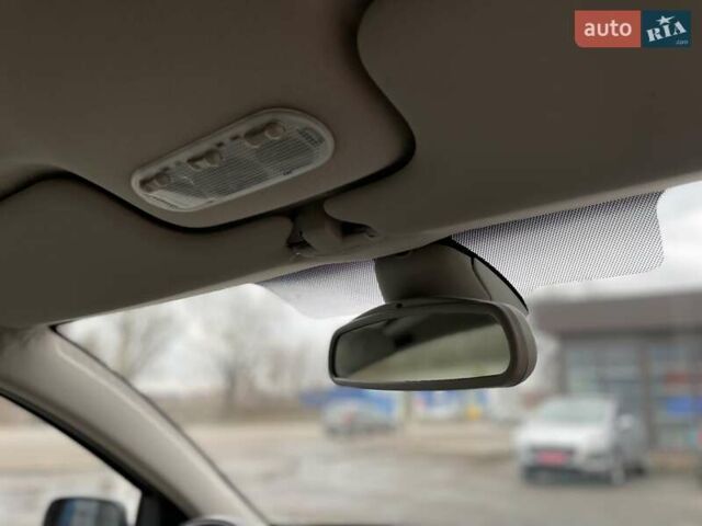 Бежевый Рено Меган, объемом двигателя 1.6 л и пробегом 178 тыс. км за 6000 $, фото 35 на Automoto.ua