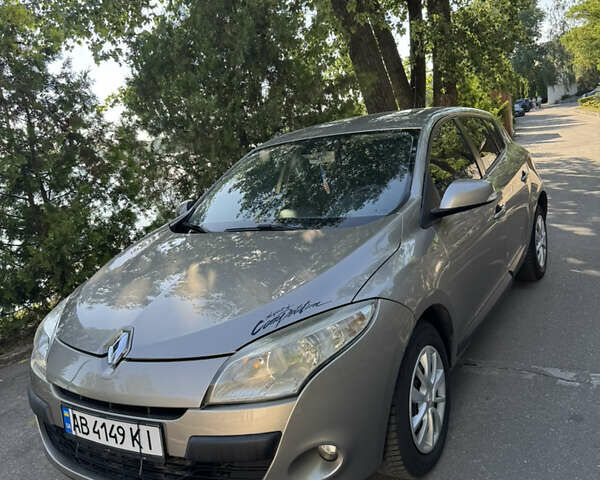Бежевий Рено Меган, об'ємом двигуна 1.6 л та пробігом 185 тис. км за 5950 $, фото 8 на Automoto.ua
