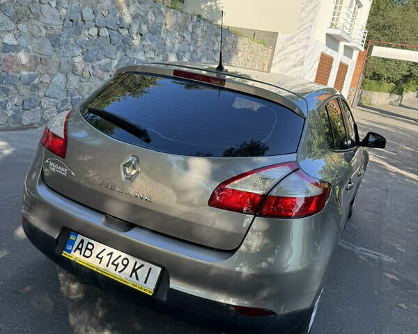 Бежевий Рено Меган, об'ємом двигуна 1.6 л та пробігом 185 тис. км за 5950 $, фото 6 на Automoto.ua