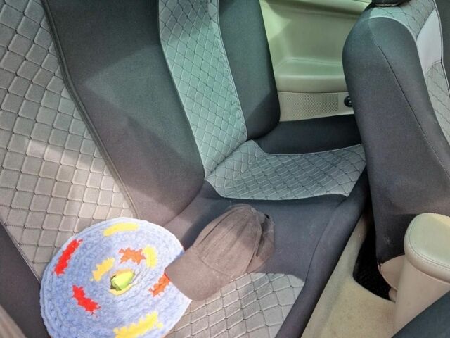 Бежевый Рено Меган, объемом двигателя 1.6 л и пробегом 190 тыс. км за 3700 $, фото 2 на Automoto.ua