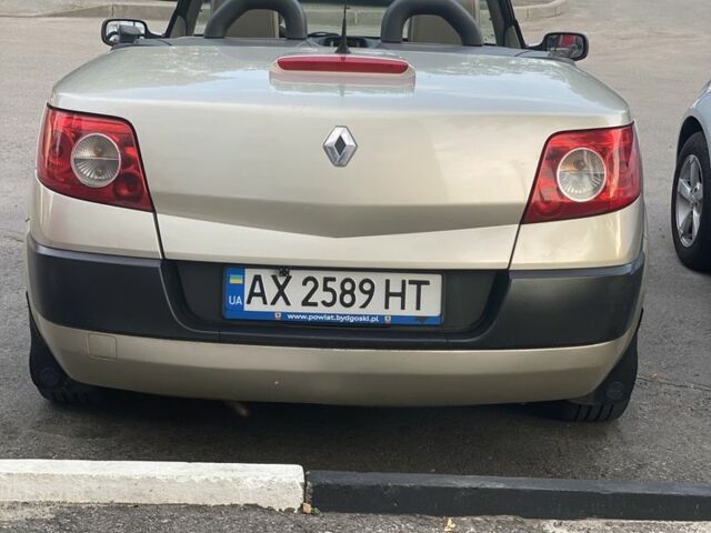 Бежевый Рено Меган, объемом двигателя 1.6 л и пробегом 230 тыс. км за 5300 $, фото 7 на Automoto.ua