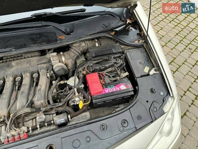 Бежевий Рено Меган, об'ємом двигуна 2 л та пробігом 186 тис. км за 6200 $, фото 29 на Automoto.ua