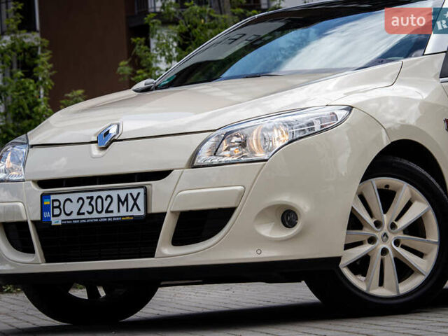 Бежевый Рено Меган, объемом двигателя 1.4 л и пробегом 138 тыс. км за 8000 $, фото 31 на Automoto.ua