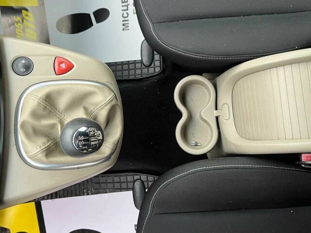 Бежевий Рено Меган, об'ємом двигуна 1.9 л та пробігом 250 тис. км за 5500 $, фото 14 на Automoto.ua