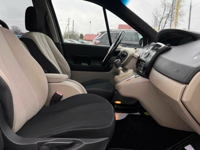 Бежевий Рено Меган, об'ємом двигуна 1.9 л та пробігом 250 тис. км за 5500 $, фото 18 на Automoto.ua