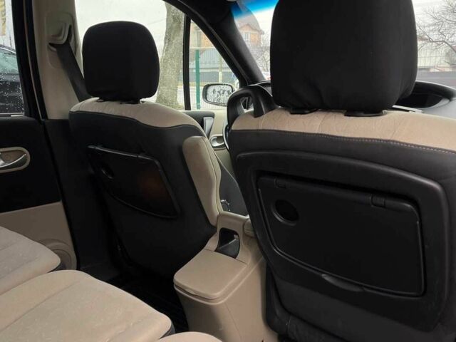 Бежевий Рено Меган, об'ємом двигуна 1.9 л та пробігом 250 тис. км за 5500 $, фото 19 на Automoto.ua