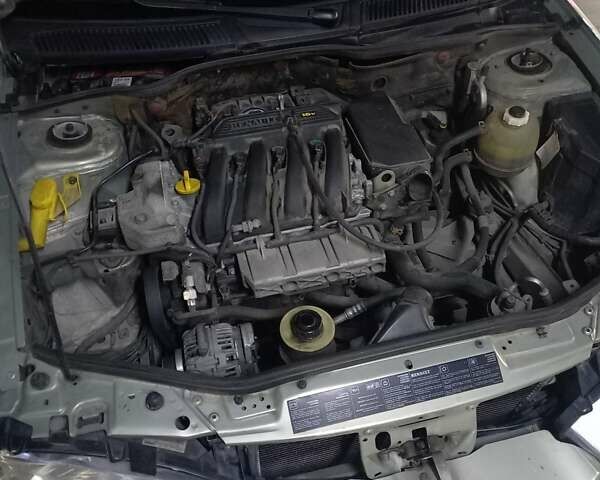 Бежевый Рено Меган, объемом двигателя 1.39 л и пробегом 168 тыс. км за 3300 $, фото 13 на Automoto.ua