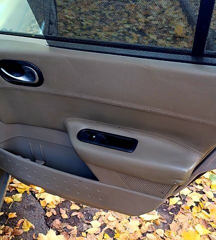 Бежевий Рено Меган, об'ємом двигуна 2 л та пробігом 210 тис. км за 3450 $, фото 6 на Automoto.ua