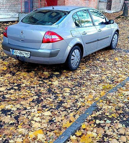 Бежевий Рено Меган, об'ємом двигуна 2 л та пробігом 210 тис. км за 3450 $, фото 4 на Automoto.ua