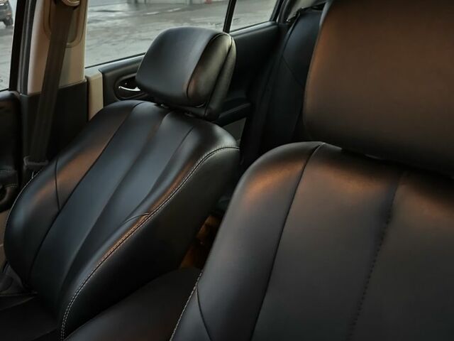 Бежевий Рено Меган, об'ємом двигуна 1.6 л та пробігом 310 тис. км за 4000 $, фото 7 на Automoto.ua