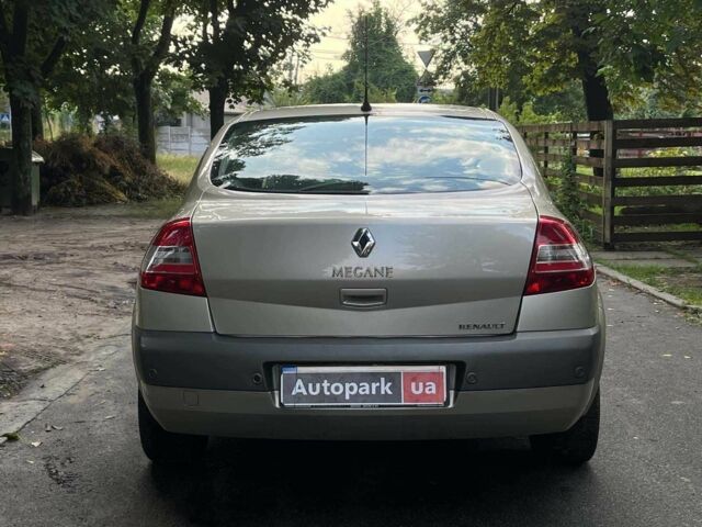 Бежевый Рено Меган, объемом двигателя 1.6 л и пробегом 188 тыс. км за 4640 $, фото 6 на Automoto.ua