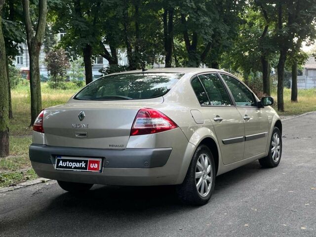 Бежевый Рено Меган, объемом двигателя 1.6 л и пробегом 188 тыс. км за 4640 $, фото 5 на Automoto.ua