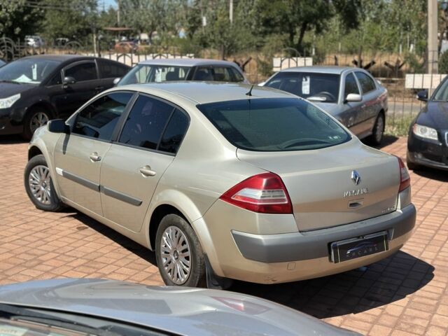 Бежевий Рено Меган, об'ємом двигуна 1.6 л та пробігом 268 тис. км за 4800 $, фото 3 на Automoto.ua