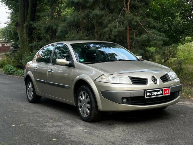 Бежевый Рено Меган, объемом двигателя 1.6 л и пробегом 188 тыс. км за 4640 $, фото 2 на Automoto.ua