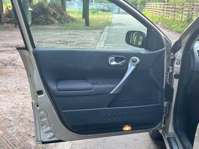 Бежевый Рено Меган, объемом двигателя 1.6 л и пробегом 188 тыс. км за 4640 $, фото 13 на Automoto.ua