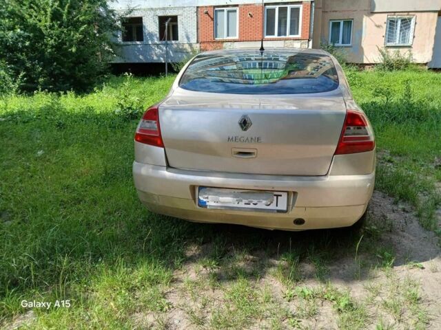 Бежевый Рено Меган, объемом двигателя 1.6 л и пробегом 350 тыс. км за 3800 $, фото 2 на Automoto.ua