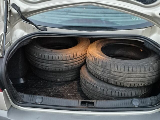 Бежевый Рено Меган, объемом двигателя 0 л и пробегом 119 тыс. км за 5500 $, фото 3 на Automoto.ua