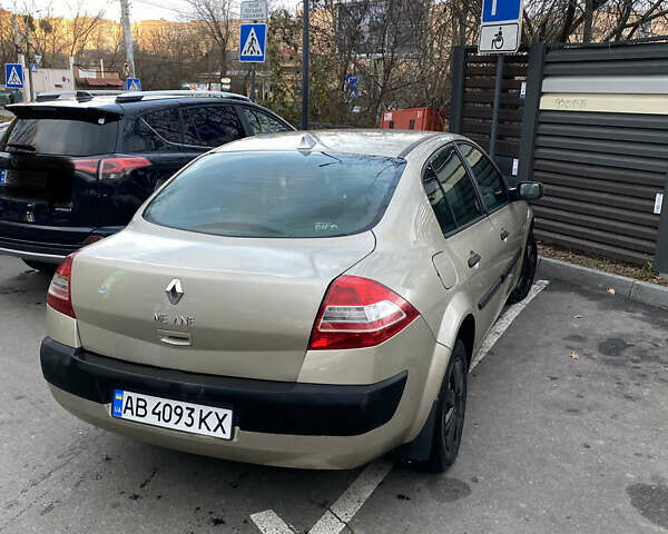 Бежевый Рено Меган, объемом двигателя 1.39 л и пробегом 212 тыс. км за 3900 $, фото 2 на Automoto.ua