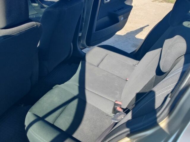 Бежевый Рено Меган, объемом двигателя 1.6 л и пробегом 184 тыс. км за 4500 $, фото 4 на Automoto.ua