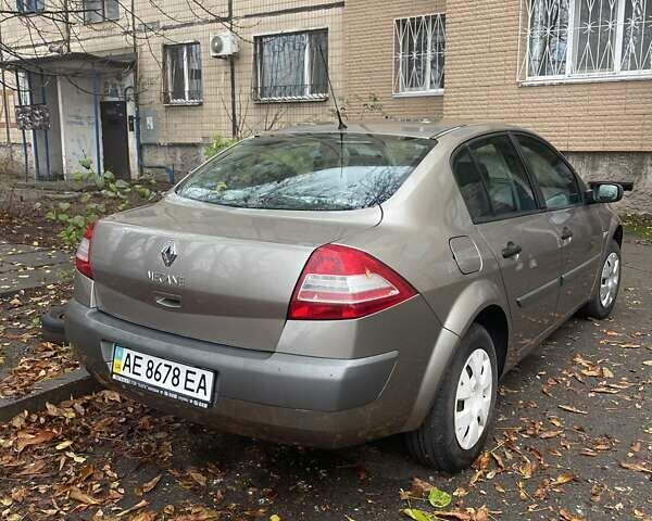 Бежевый Рено Меган, объемом двигателя 1.4 л и пробегом 55 тыс. км за 5800 $, фото 4 на Automoto.ua